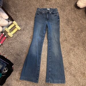 Good American Flare Jeans in Classic Blue